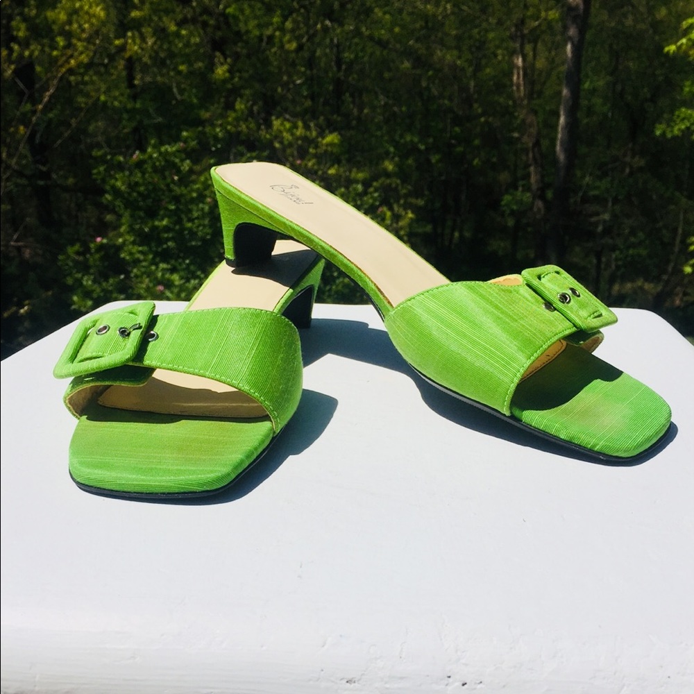 With a squeeze of lime?